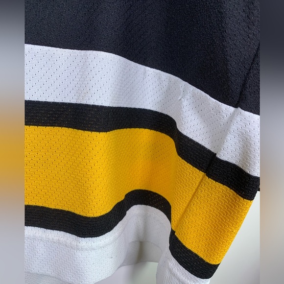 ❌SOLD❌ Ccm official nhl bobby orr Boston’s bruins throwback jersey - Picture 4 of 11